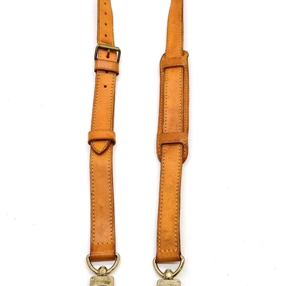 Louis Vuitton Tan Leather Belt with Gold Accents - Picture 4 of 14